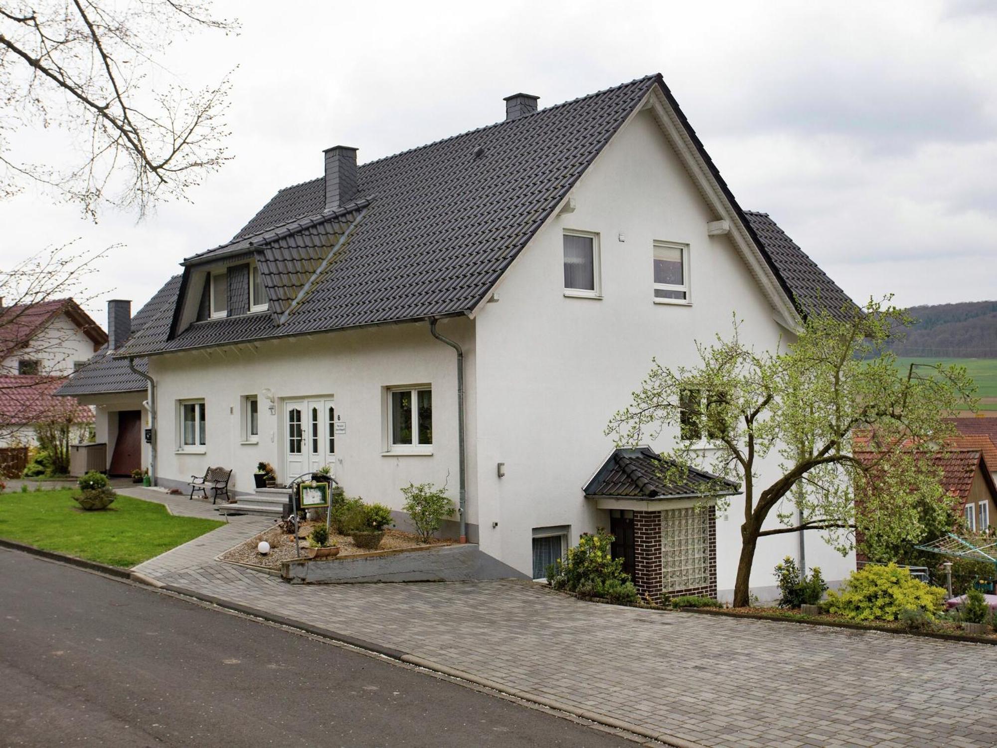 Large Detached Holiday Home In Hesse With Private Garden And Terrace Homberg  Exterior foto